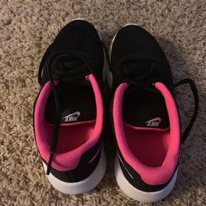 Kids Nike Tennis Shoes